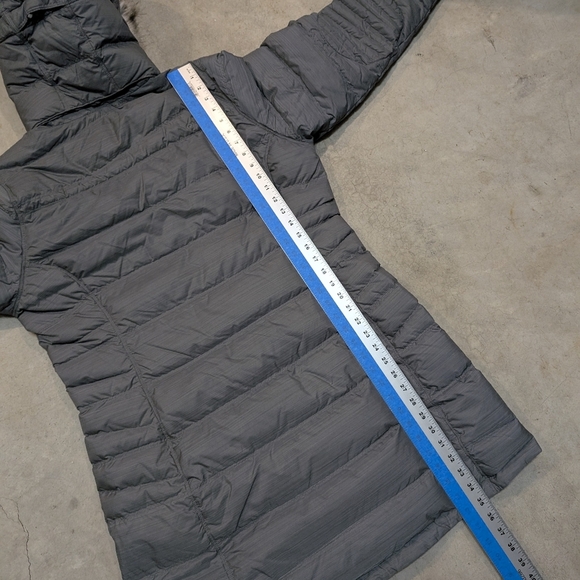 Outdoor Research Women's XL Fernie Down Parka Gray (Pewter) - Picture 7 of 7